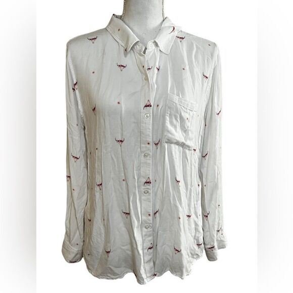 Rails Tops - Rails Rosci Indio Bull Skull Western Print Long
Sleeves Collared Buttondown Top